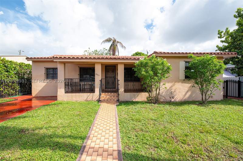 4 bedroom SingleFamilyResidence at 4051 NW 5th St, Durham Terrace, Miami — photo 2