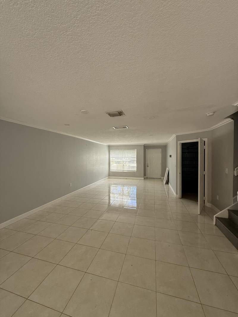 4 bedroom Townhouse at 19802 NW 33rd Court, Honey Hill Park, Miami Gardens — photo 5