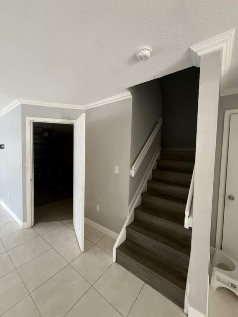 19802 NW 33rd Court, Miami Gardens FL - photo 6 of 11