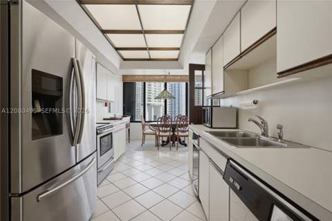 520 Brickell Key Dr A1616, Miami FL - photo 10 of 21