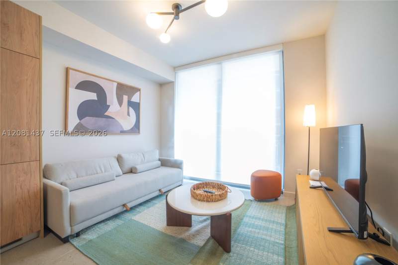 1 bedroom Condominium at 11 NE 6th 1403, Crosby Miami World Center, Miami — photo 4
