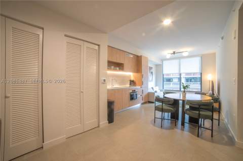11 NE 6th 1403, Miami FL - photo 7 of 43