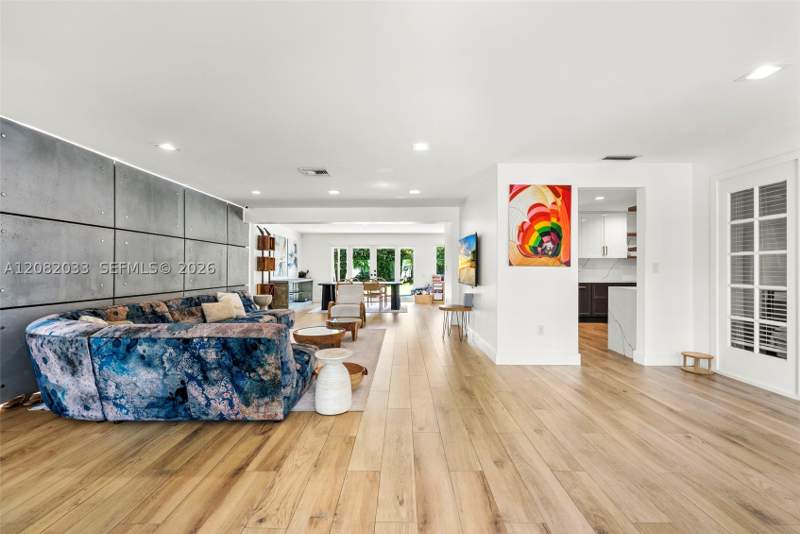 3 bedroom SingleFamilyResidence at 21000 NE 18th Ct, Highland Gardens, Miami — photo 3