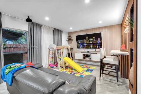 7501 SW 108th Ave, Miami FL - photo 11 of 45