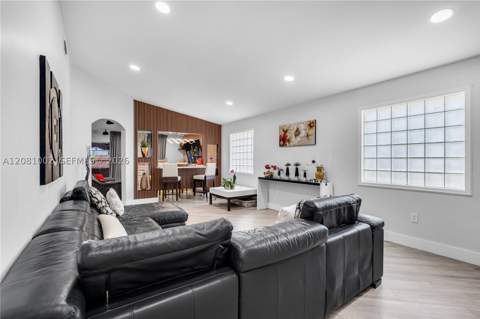 7501 SW 108th Ave, Miami FL - photo 7 of 45