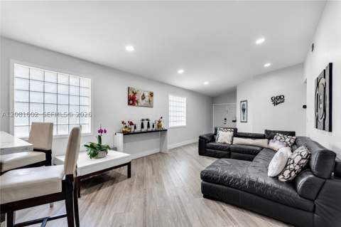 7501 SW 108th Ave, Miami FL - photo 9 of 45