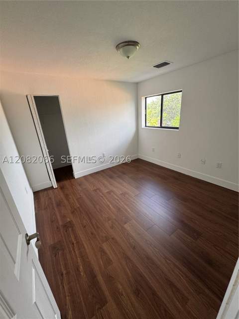 1152 NW 115, Miami FL - photo 7 of 10