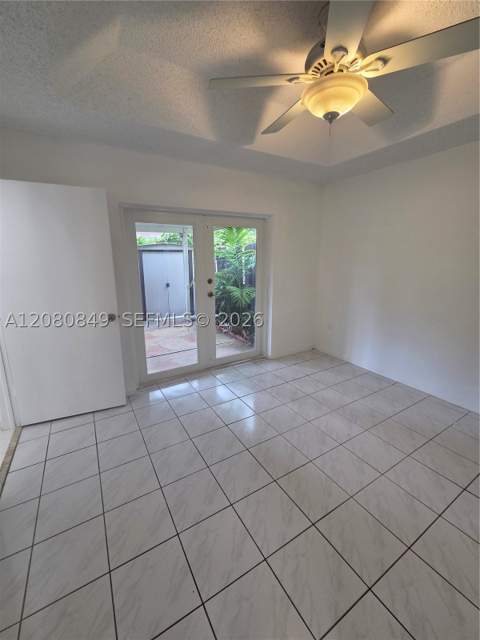 306 NW 114th Ave 3-101, Sweetwater FL - photo 19 of 63