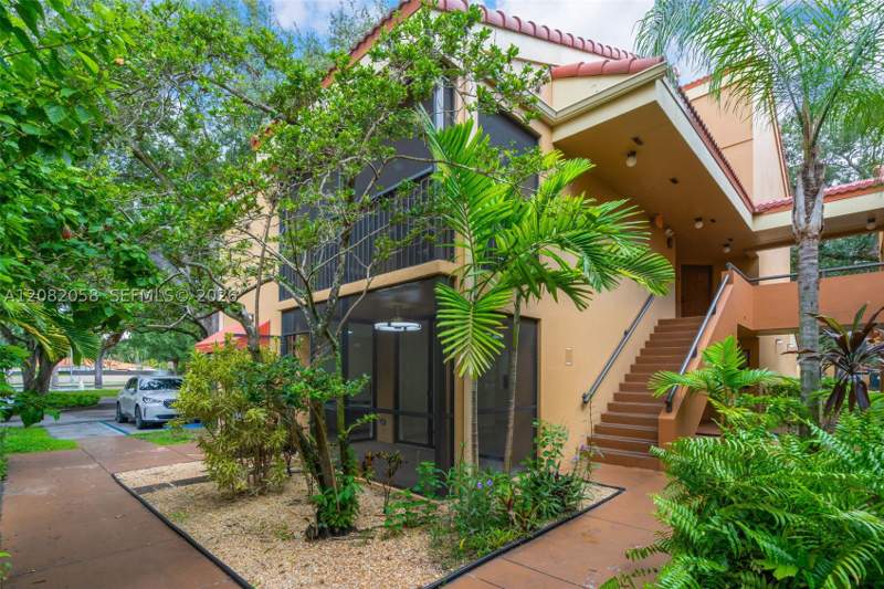1 bedroom Condominium at 15495 Miami Lakeway N 101, Celebration Point Condo #, Miami Lakes — photo 2