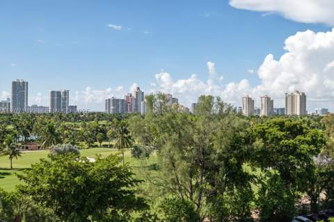 20355 NE 34th Ct 724, Aventura FL - photo 16 of 35