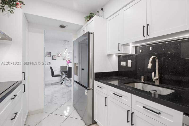 2 bedroom Condominium at 20355 NE 34th Ct 724, Delvista Towers Condo, Aventura — photo 2