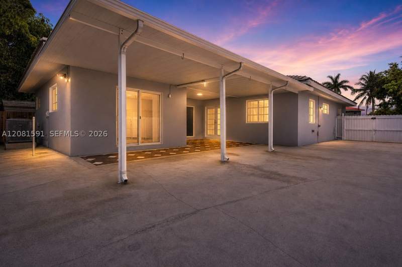 3 bedroom SingleFamilyResidence at 14720 SW 141st Ter, Adventure Homes, Miami — photo 2