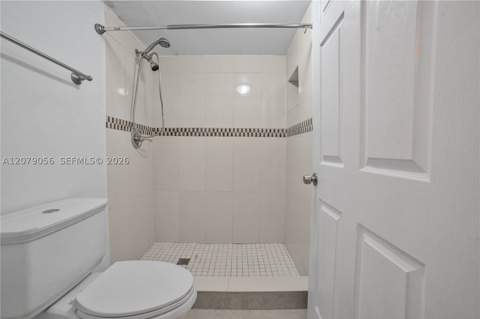 7155 NW 179th St 108, Hialeah FL - photo 16 of 22