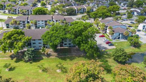 7155 NW 179th St 108, Hialeah FL - photo 18 of 22
