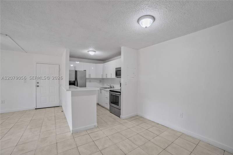 2 bedroom Condominium at 7155 NW 179th St 108, Villa Bellini Condo, Hialeah — photo 2