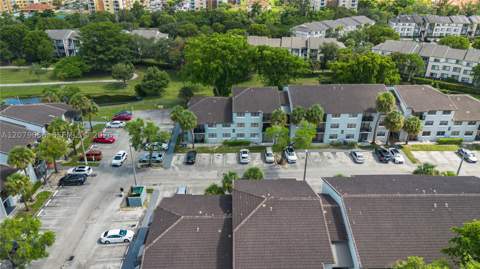 7155 NW 179th St 108, Hialeah FL - photo 20 of 22