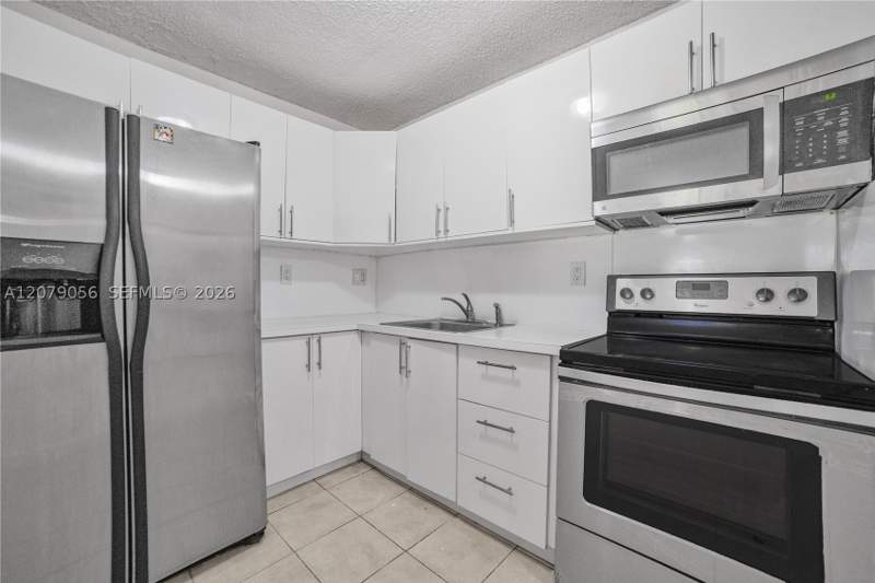 2 bedroom Condominium at 7155 NW 179th St 108, Villa Bellini Condo, Hialeah — photo 3
