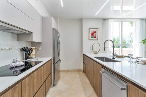 17555 Atlantic Blvd 508, Sunny Isles Beach FL - photo 13 of 54