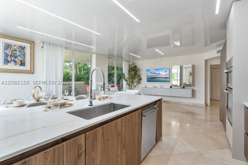 3 bedroom Condominium at 17555 Atlantic Blvd 508, King David Of Sunny Isles, Sunny Isles Beach — photo 4