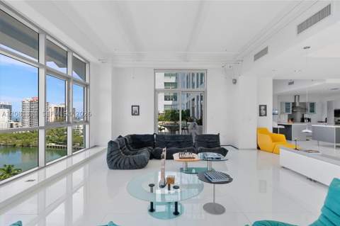 201 Aqua Ave 801, Miami Beach FL - photo 7 of 23
