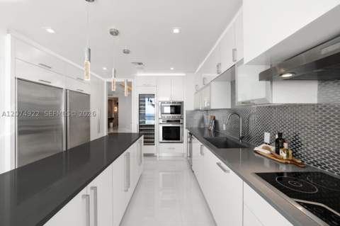 5959 Collins Ave 1606, Miami Beach FL - photo 10 of 64
