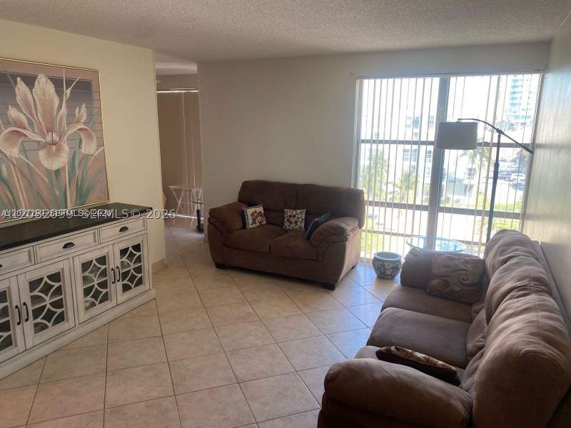 1 bedroom Condominium at 17570 Atlantic Blvd 502, Avila Condo, Sunny Isles Beach — photo 3