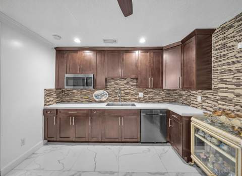 2951 SW 139th Avenue, Miami FL - photo 9 of 52
