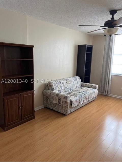 250 174th St 1420, Sunny Isles Beach FL - photo 23 of 32