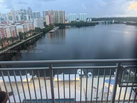 250 174th St 1420, Sunny Isles Beach FL - photo 6 of 32