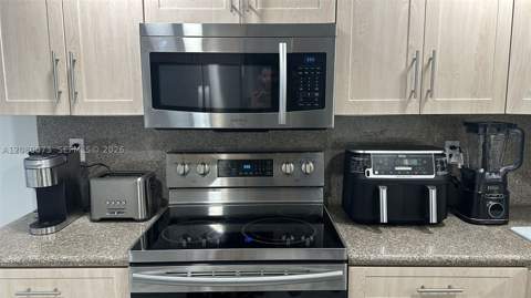 10182 NW 41st St 100-9, Doral FL - photo 16 of 41