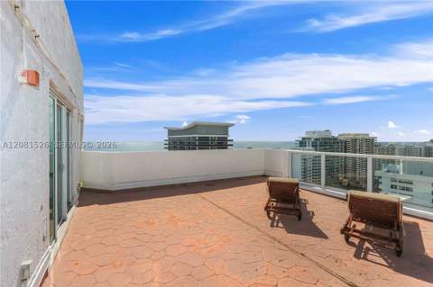 5900 Collins Ave 2304, Miami Beach FL - photo 6 of 29