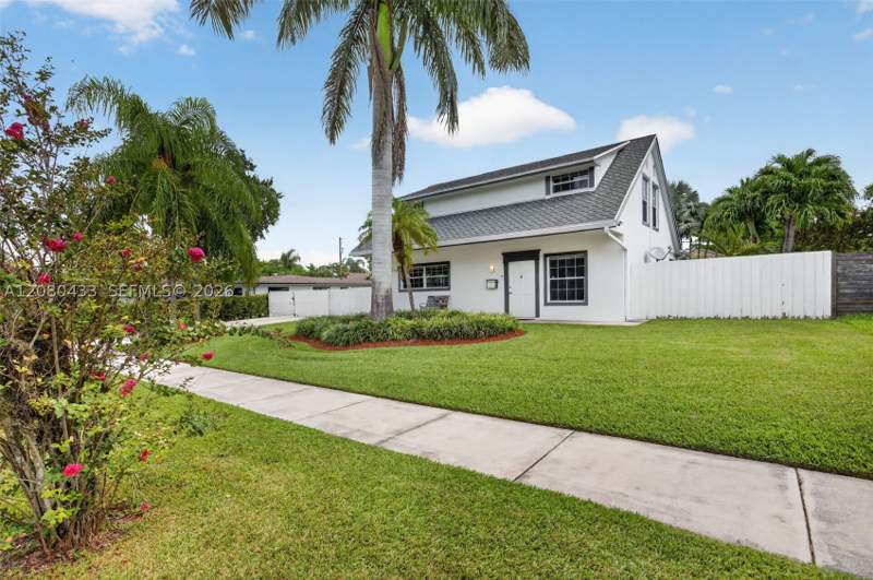 4 bedroom SingleFamilyResidence at 18211 SW 95th Ct, Franjo Park Sec 2, Palmetto Bay — photo 3