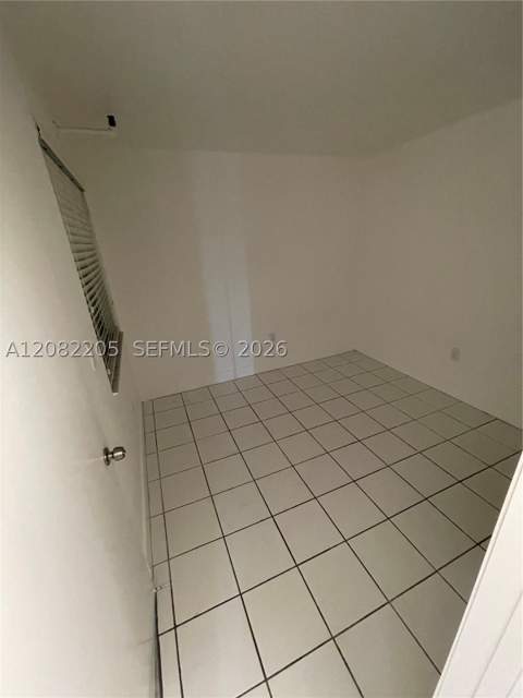 2575 SW 27th Ave 506, Miami FL - photo 7 of 10