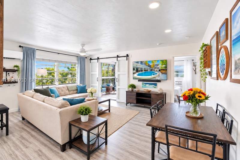 1 bedroom Condominium at 195 Sunrise Dr 7, Indies Condo, Key Biscayne — photo 2