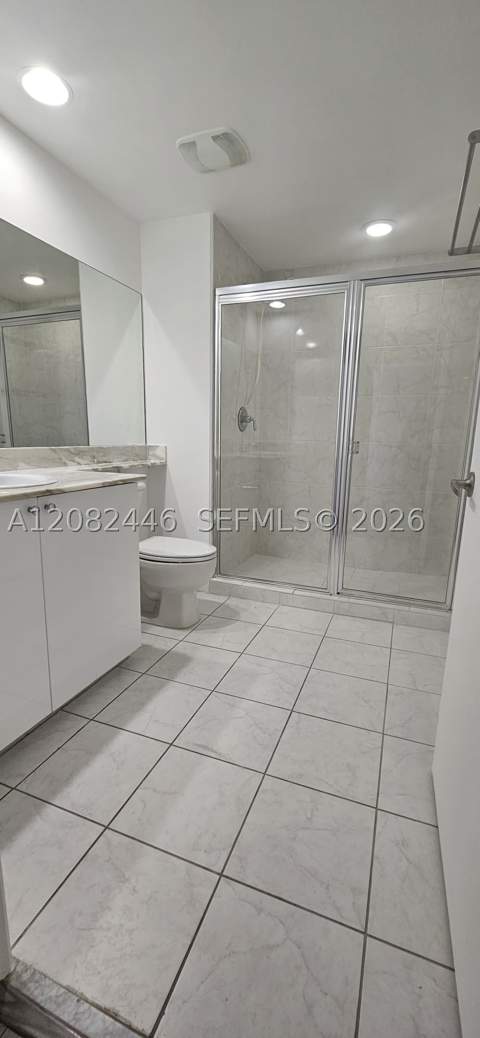 2775 NE 187th St 424, Aventura FL - photo 9 of 16