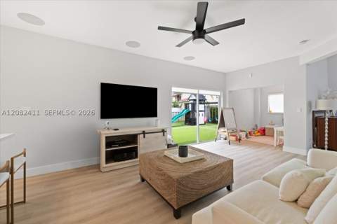 15931 SW 61st Ln, Miami FL - photo 17 of 39