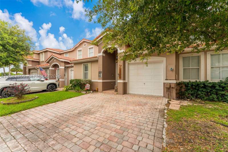 4 bedroom Townhouse at 27293 SW 138th Path, Riverside At Bisc Natl Pk, Homestead — photo 3