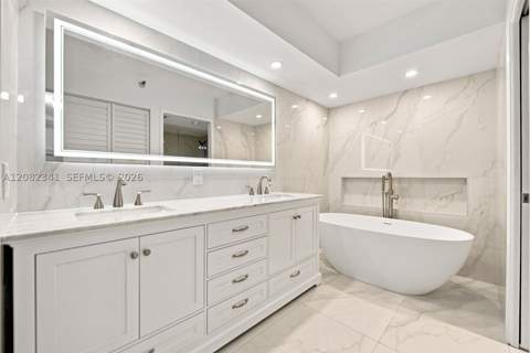 19101 NE 36th Ct 1704, Aventura FL - photo 19 of 40