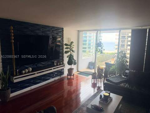 5700 Collins Ave 8M, Miami Beach FL - photo 14 of 31