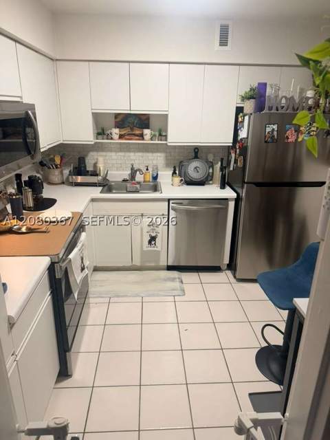 5700 Collins Ave 8M, Miami Beach FL - photo 17 of 31
