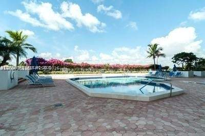1 bedroom Condominium at 5700 Collins Ave 8M, Seacoast 5700 Condo, Miami Beach — photo 5