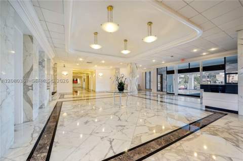 5700 Collins Ave 8M, Miami Beach FL - photo 7 of 31
