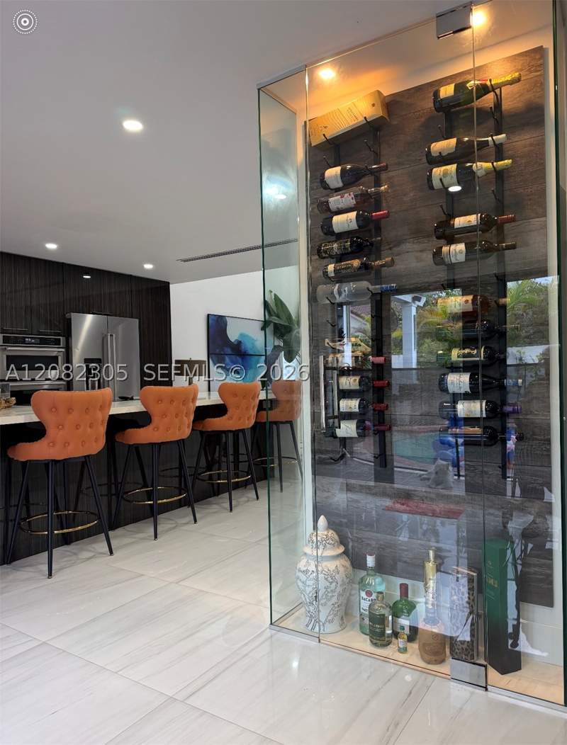 4 bedroom SingleFamilyResidence at 9873 SW 154th Ct, Weitzer Hammocks Homes SE, Miami — photo 3