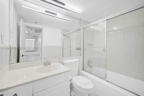 5225 Collins Ave 1015, Miami Beach FL - photo 10 of 30