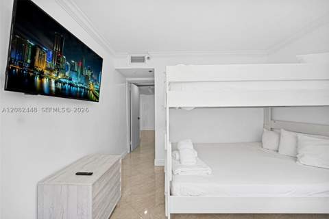 5225 Collins Ave 1015, Miami Beach FL - photo 14 of 30
