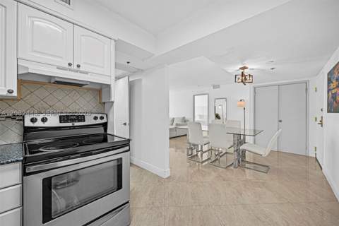 5225 Collins Ave 1015, Miami Beach FL - photo 23 of 30