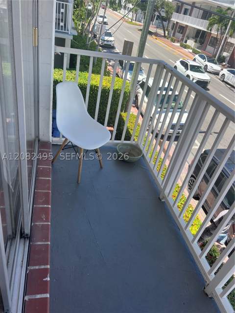 7720 Harding Ave 8, Miami Beach FL - photo 9 of 41