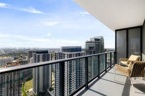 159 NE 6th St 4305, Miami FL - photo 9 of 39