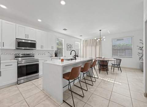 11416 SW 248th Ter, Homestead FL - photo 10 of 38