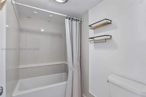 16558 NE 26th Ave 2G, North Miami Beach FL - photo 14 of 19